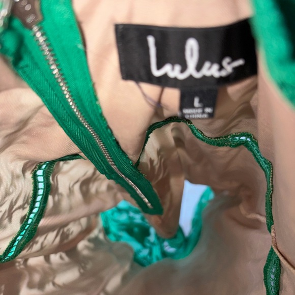 Lulu's Emerald and Beige Dress - Picture 3 of 5